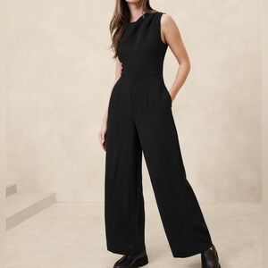 Banana Republic black Cowl-Neck Jumpsuit, 2P brand new and never worn